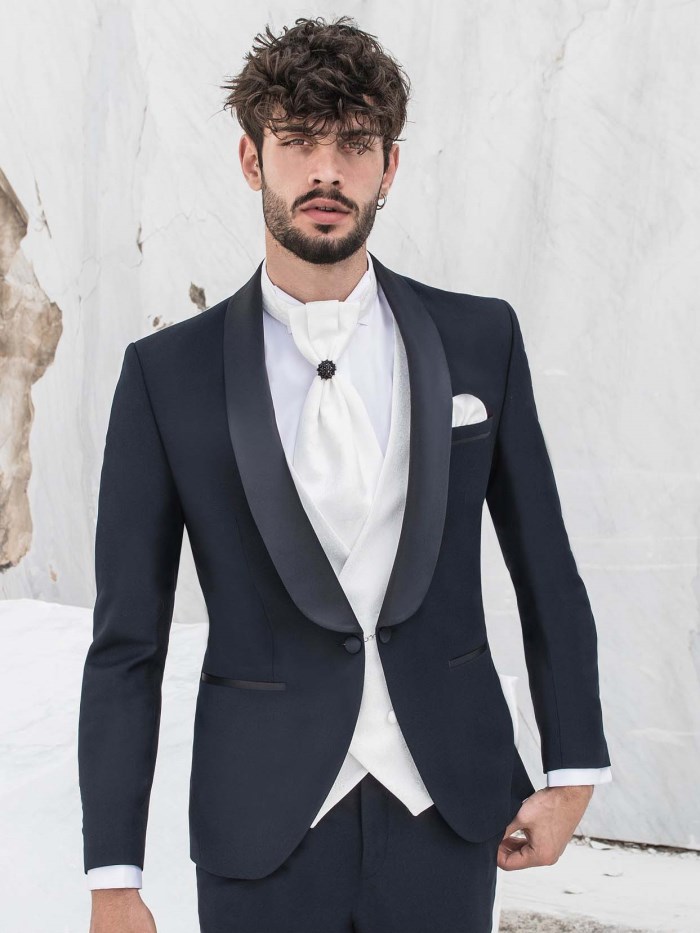 Groom dresses - 20M15